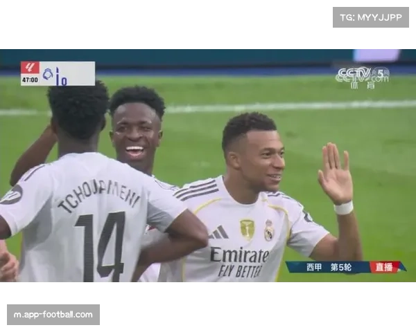 维尼修斯与姆巴佩关系微妙 皇马更衣室氛围受关注